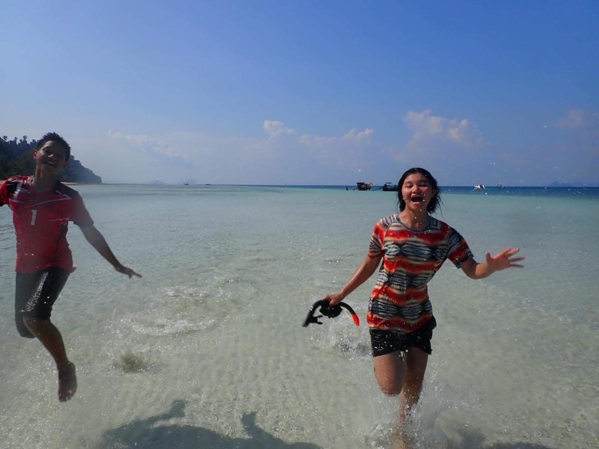 Koh Ngai Sea Open Resort Exterior photo